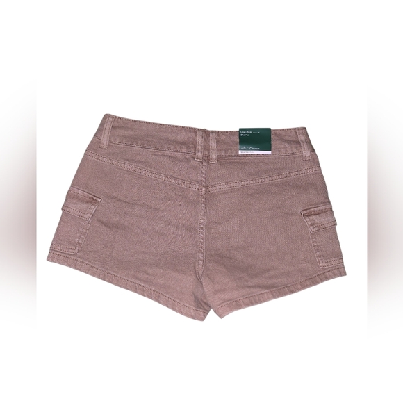 Women's Wild Fable Cargo Shorts, XS, NWT!!! - Picture 2 of 3